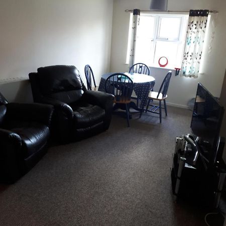 Marvellous Meridian Maisonette Ifield Dış mekan fotoğraf