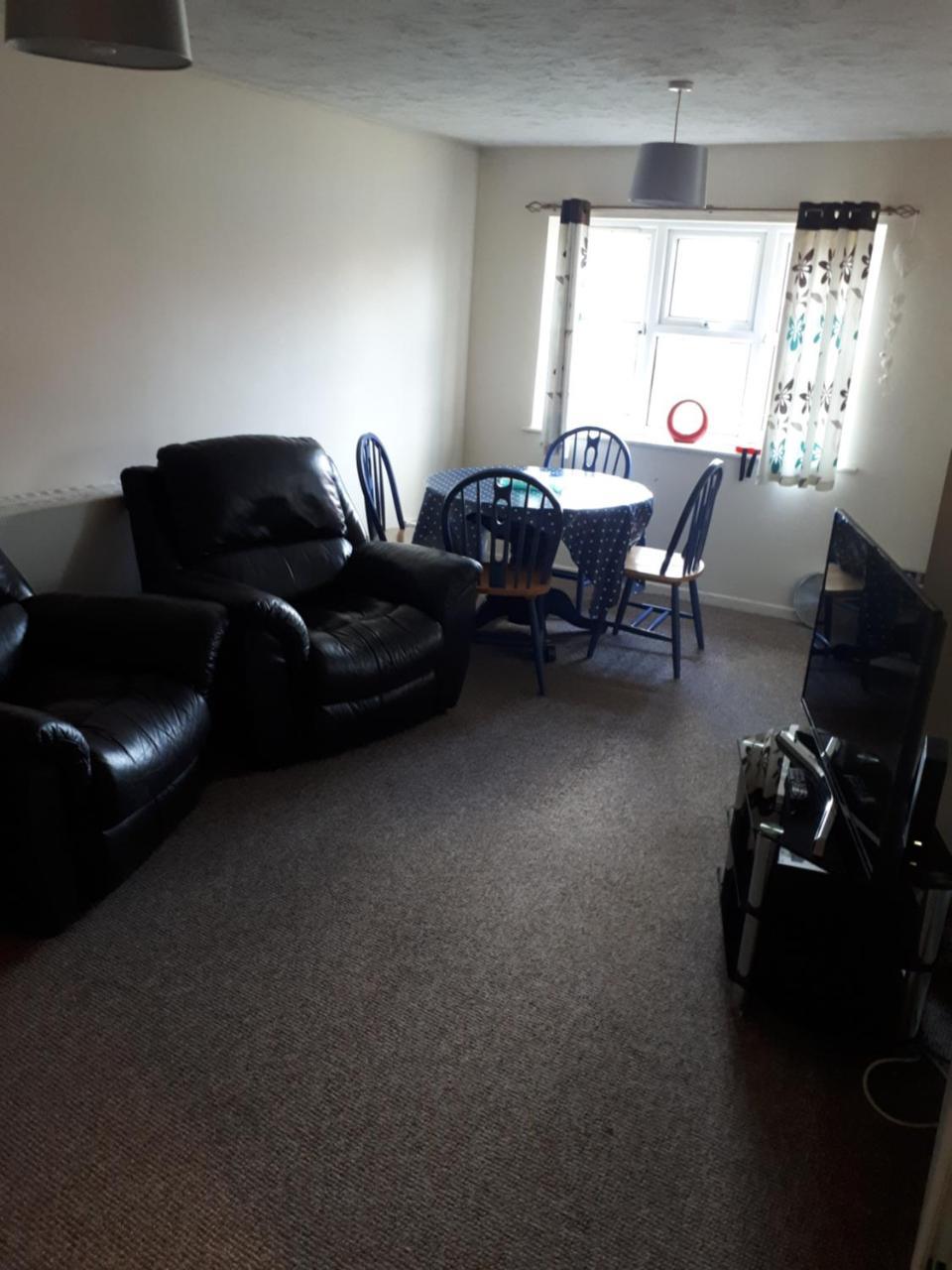 Marvellous Meridian Maisonette Ifield Dış mekan fotoğraf